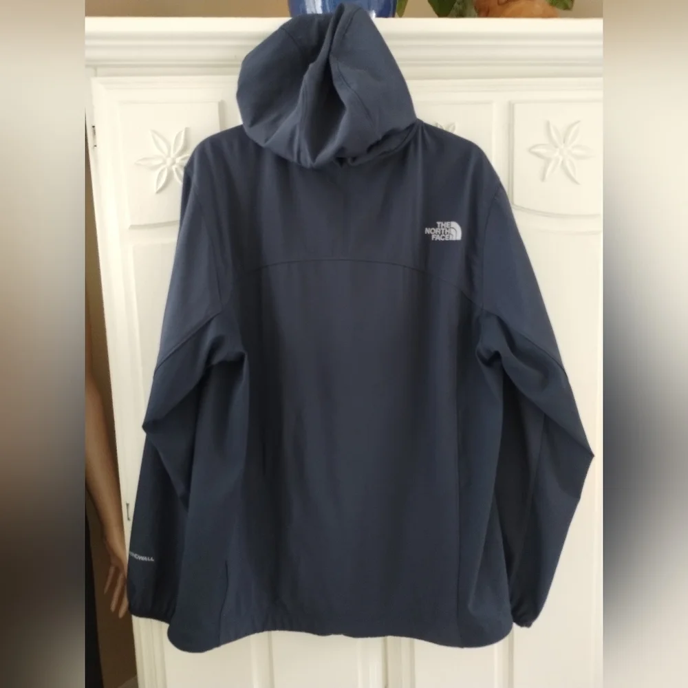 The North Face Navy Windwall Hooded Softshell Jacket Large